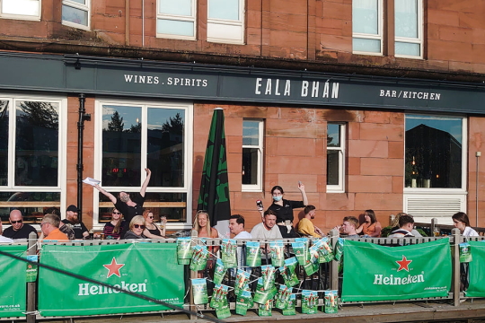 Photograph of Eala Bhán in Glasgow.