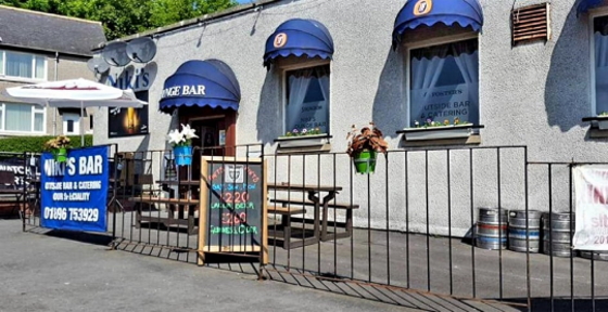 Photograph of Niki's in Galashiels.