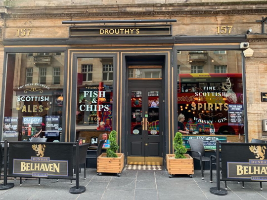 Photograph of Drouthy's in Glasgow.