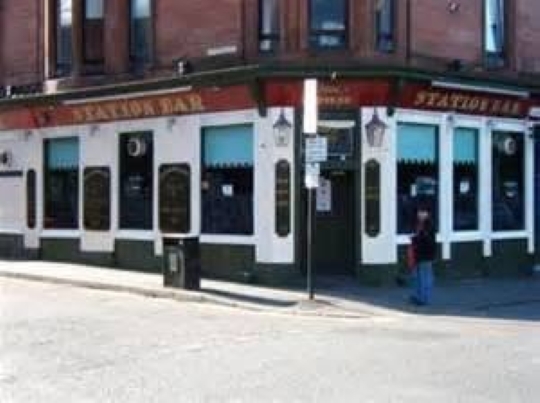 Photograph of Station Bar in Glasgow.